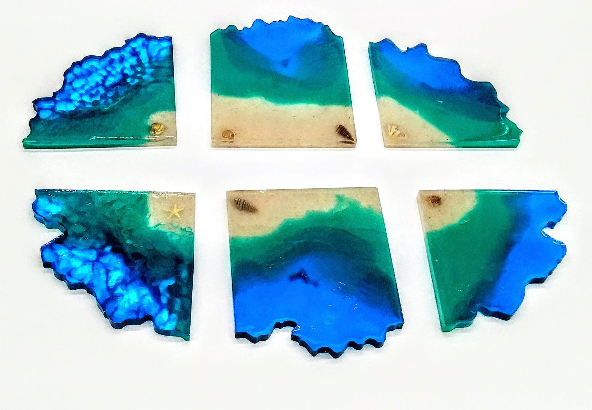 Ocean theme coasters with real shells sand and star fish