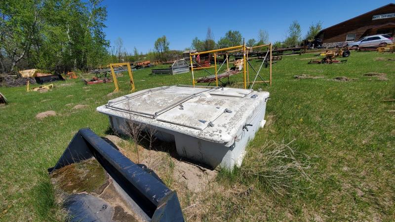 Truck Bed Minnow Tank - Item # 25