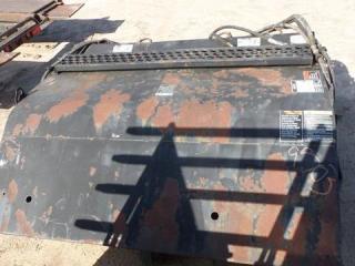 Bobcat Skid steer sweeper 5 ft - Lot # H1082