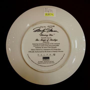 THE MAGIC OF MARILYN SHINING STAR PLATE