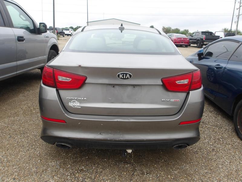 D19 - 2015 Kia Optima SX