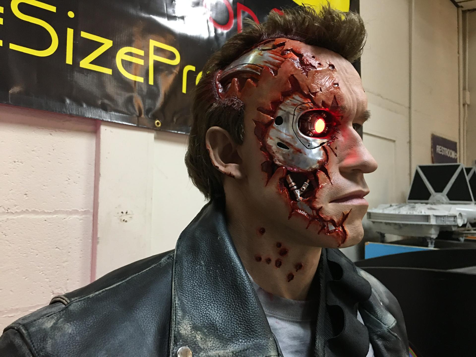 T2 Terminator Battle Damaged Arnold Schwarzenegger