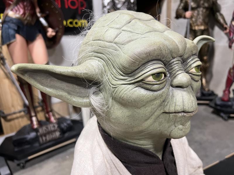 Life Size Sideshow Star Wars Yoda Bust