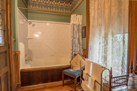 Private Bath Retreat