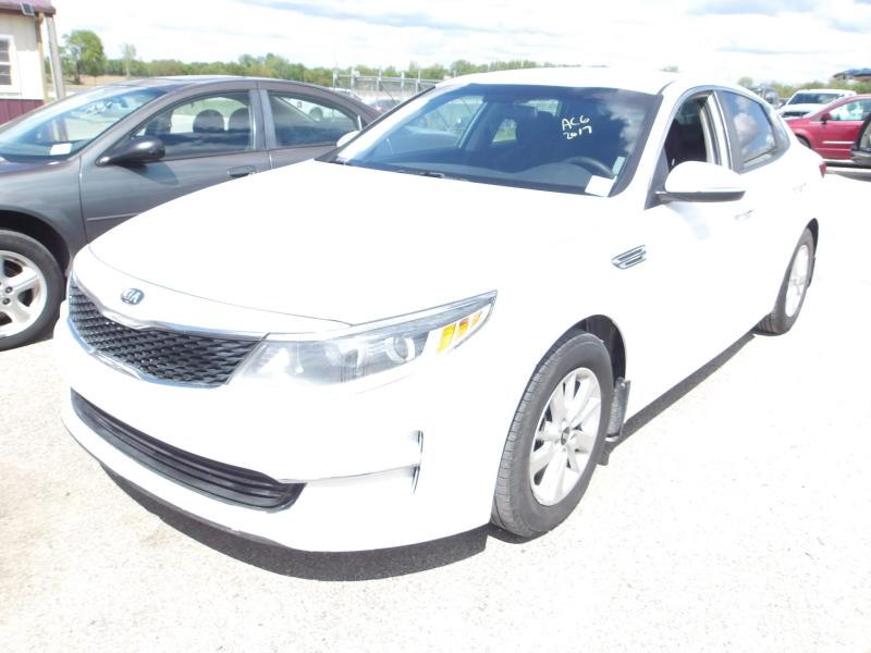 AC6 - 2017 Kia Optima LX