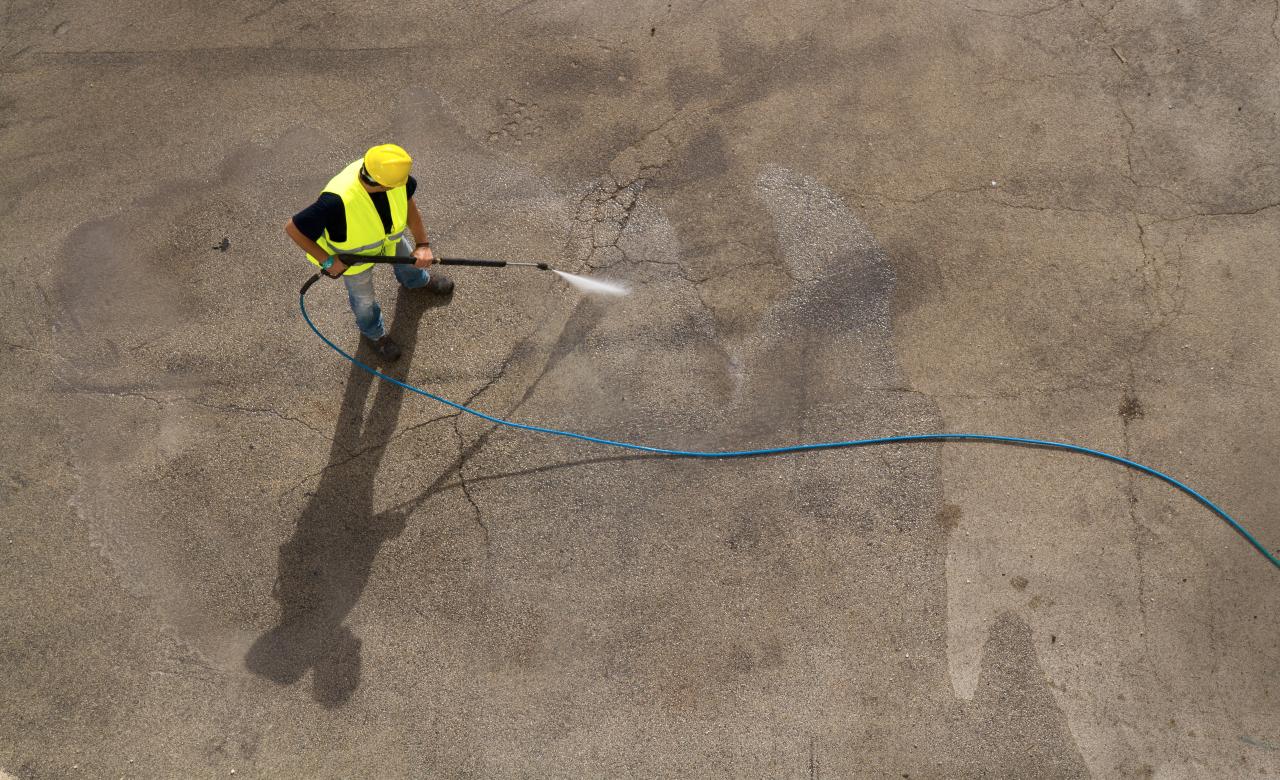 Gum, Graffiti and Rust Removal