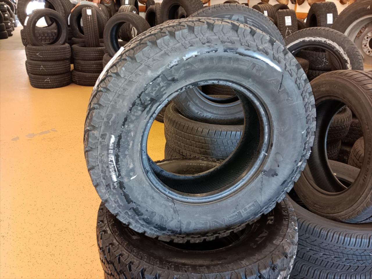 255/70R15 General Grabber AT2 Tires Set of 4