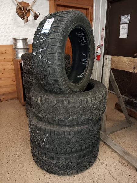 275/55R20 Goodyear Wrangler Duratrac Tires Set of 4