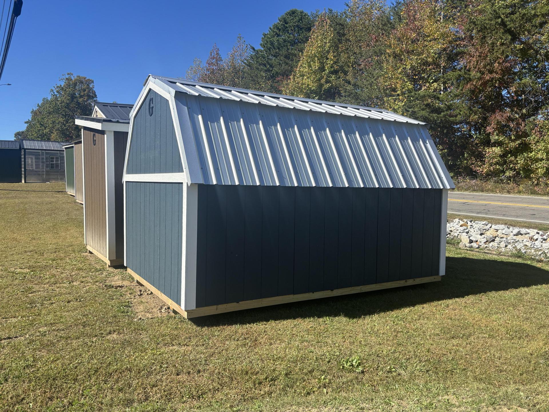 8x12 Barn