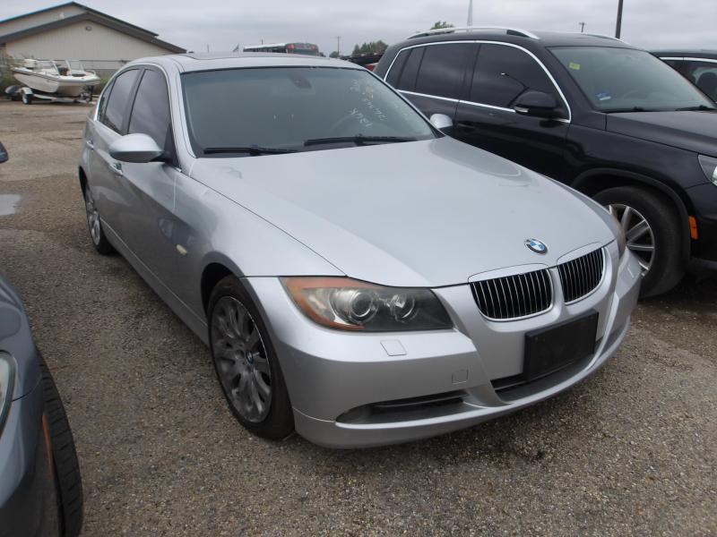 D40 - 2006 BMW 330XI