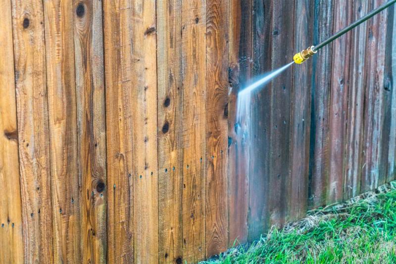 Fence Cleaning