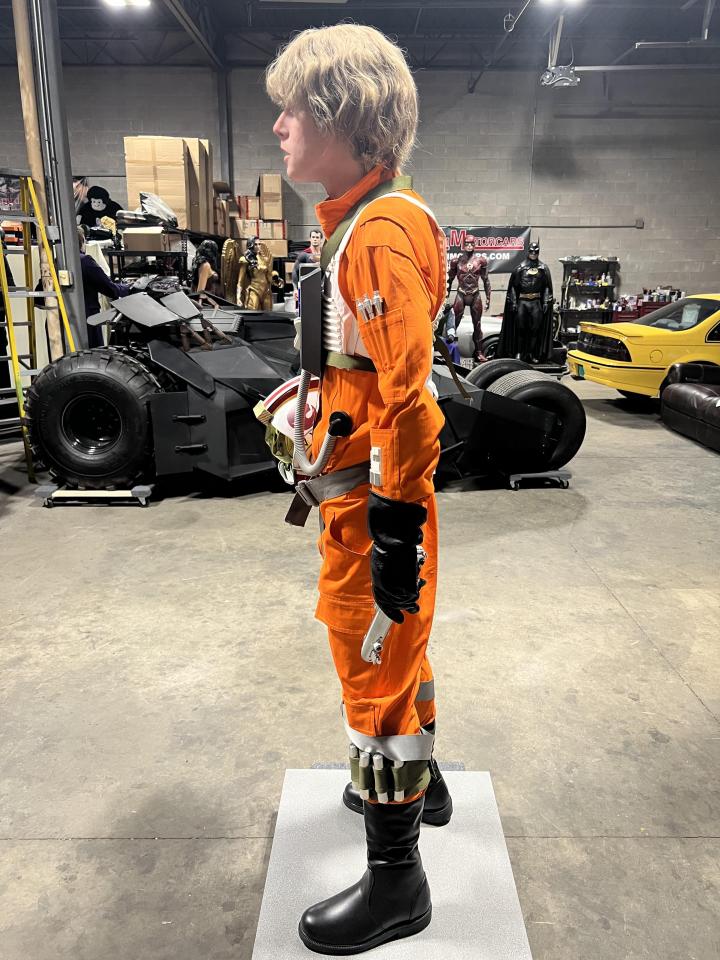 Life Size Star Wars Luke Skywalker X-Wing Fighter Pilot
