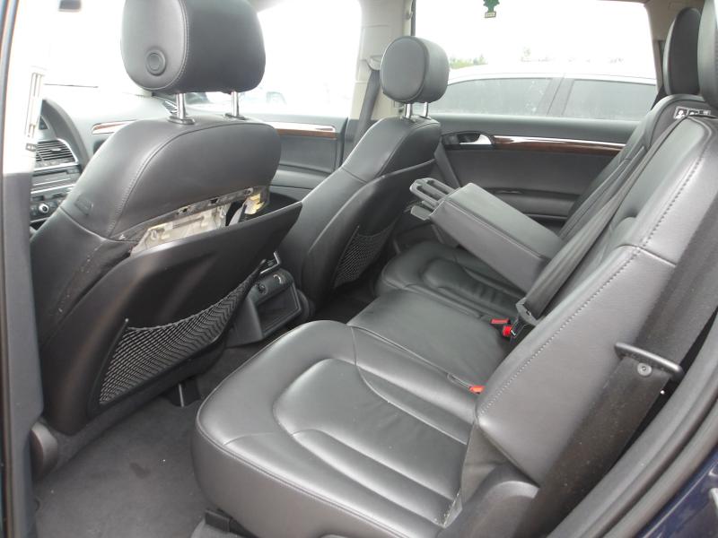 D13 - Audi Q7 Premium Plus