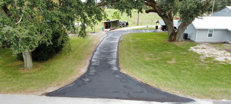 Asphalt Sealcoating