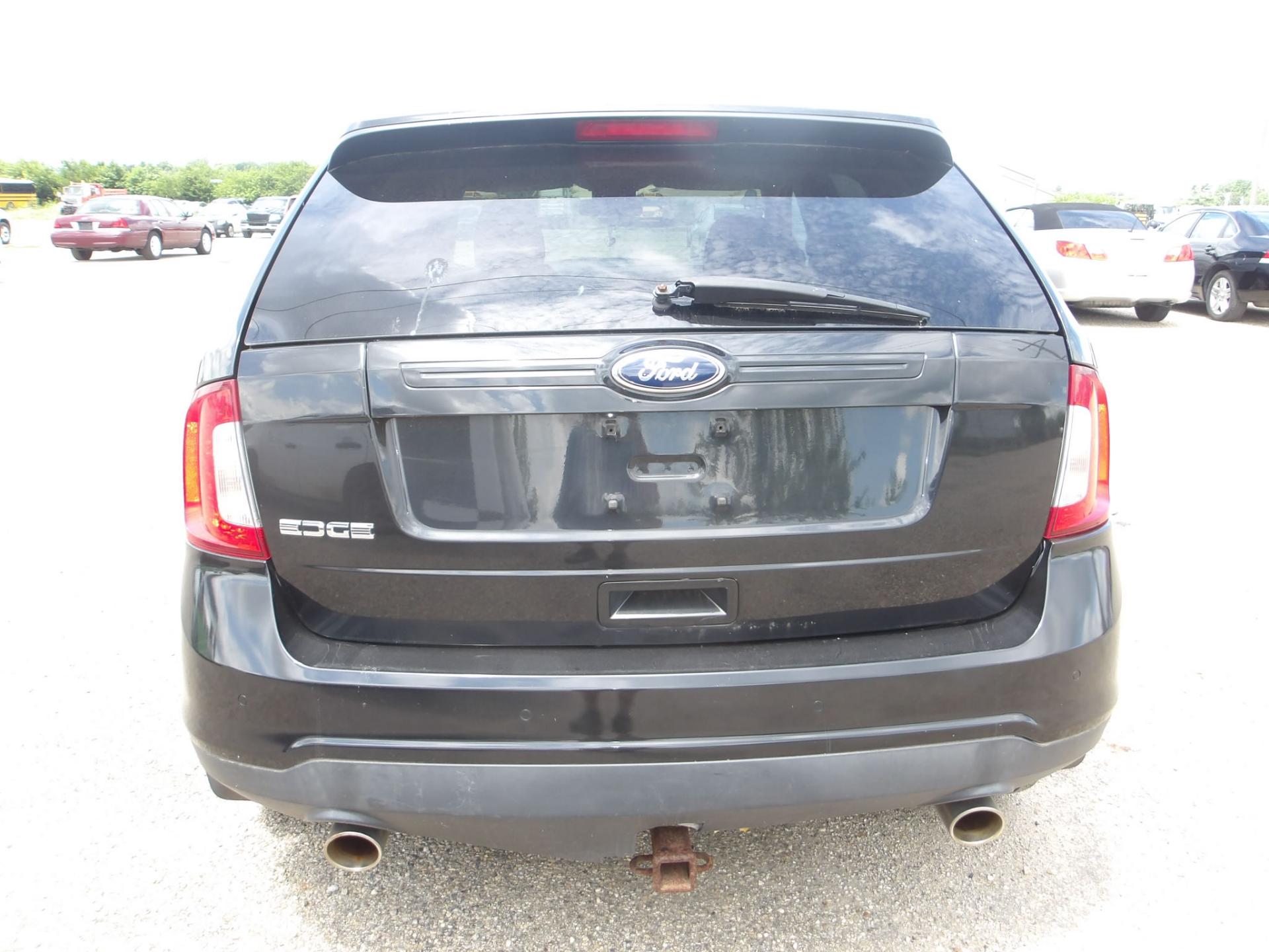 D5 - 2013 Ford Edge SE
