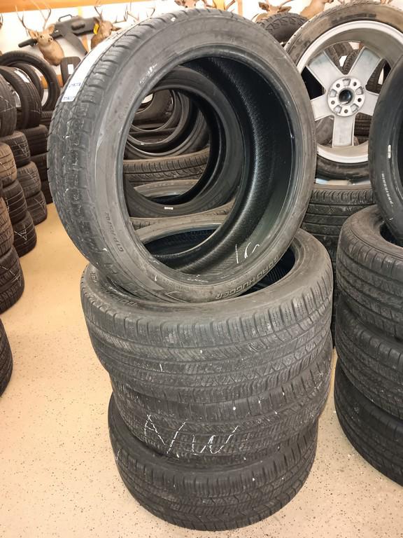 235/40R19 Road Hugger GTP AS/02 Tires Set of 4