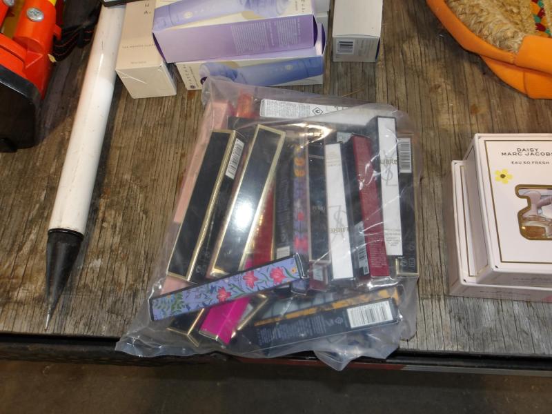 Several Seized and Surplus Items from local Police Agencies *** Selling at 9:30am ***
