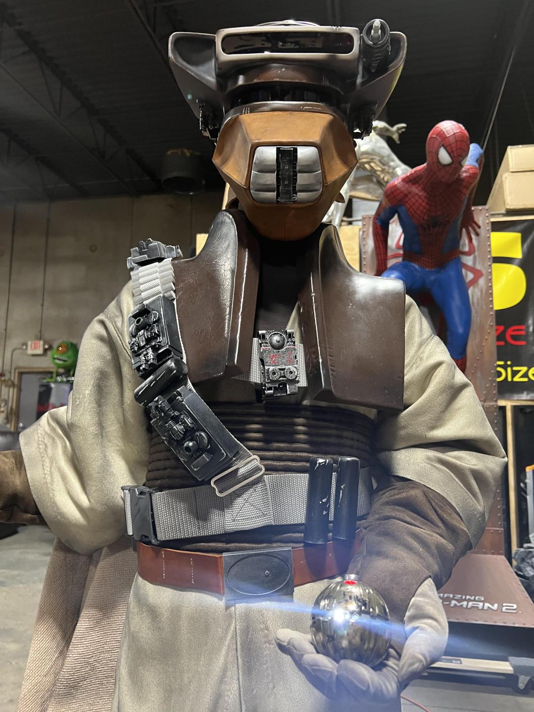 Star Wars Return of the Jedi Princess Leia Boushh and Han Solo In Carbonite
