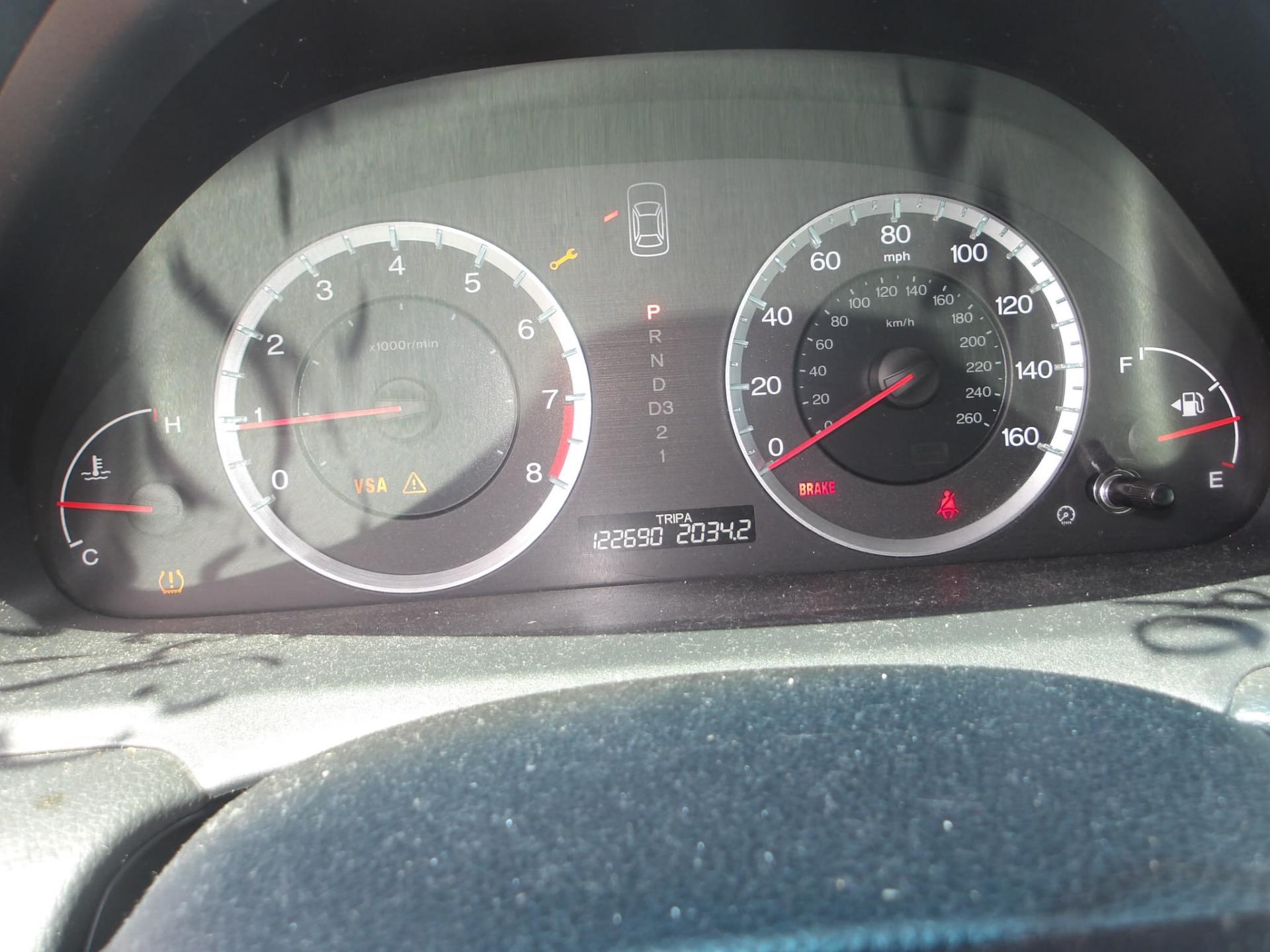 D10 - 2009 Honda Accord EX