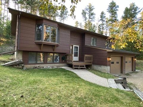 Cabin in the Black Hills (The Grateful Hideaway in the Hills)