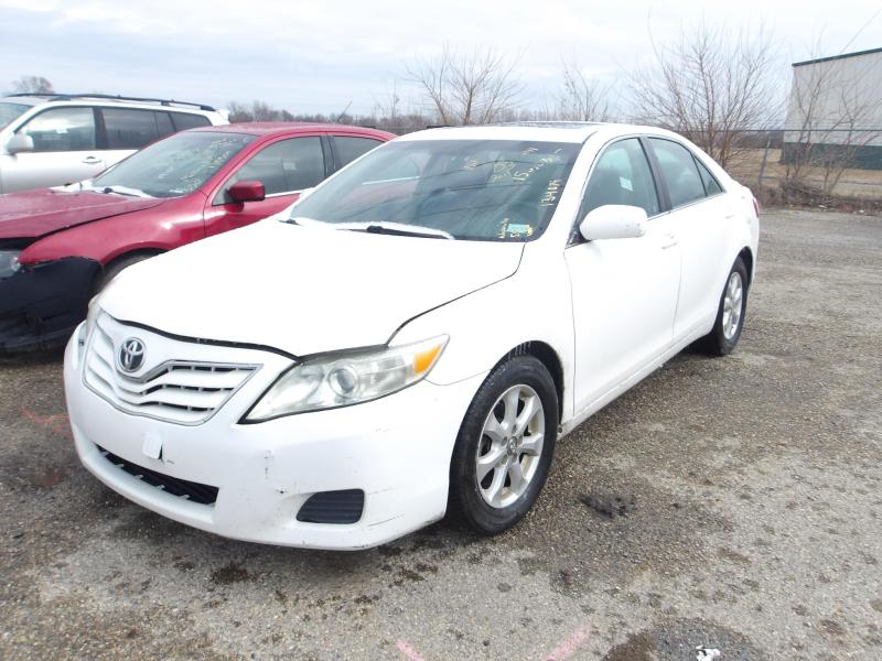 D3- 2011 TOYOTA CAMRY