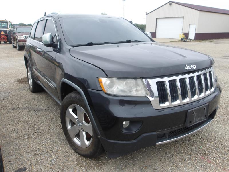 D12 - 2011 Jeep Grand Cherokee