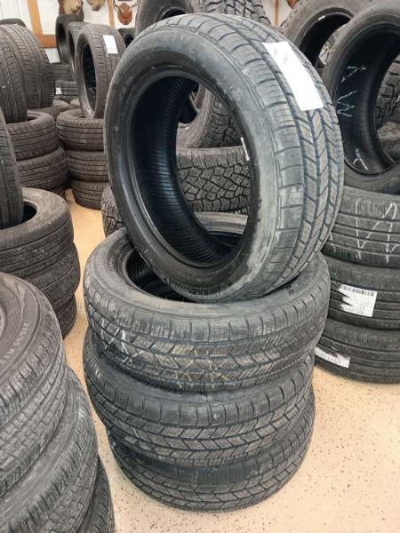 215/55R17 Bridgestone Turanza Everdrive Enliten Tires Set of 4