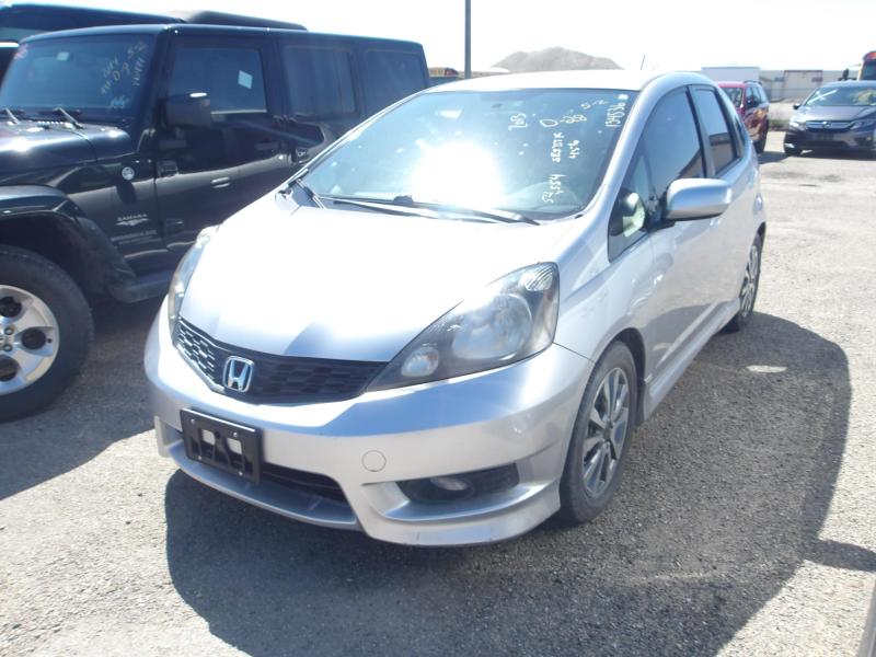 D28 - 2013 Honda Fit Sport