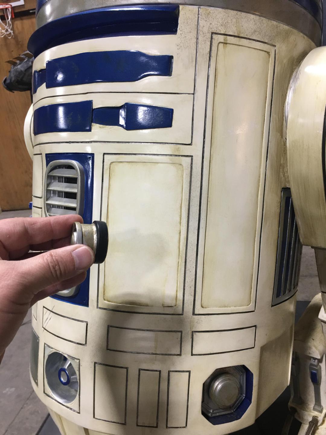 Star Wars SideShow Version 1 R2D2 with Base