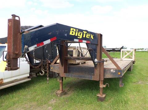 2007 Big Tex 28 Ft Gooseneck - Lot # R1029