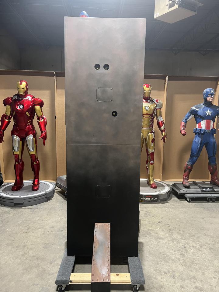 Life Size Marvel Amazing Spiderman 2 with Background Wall