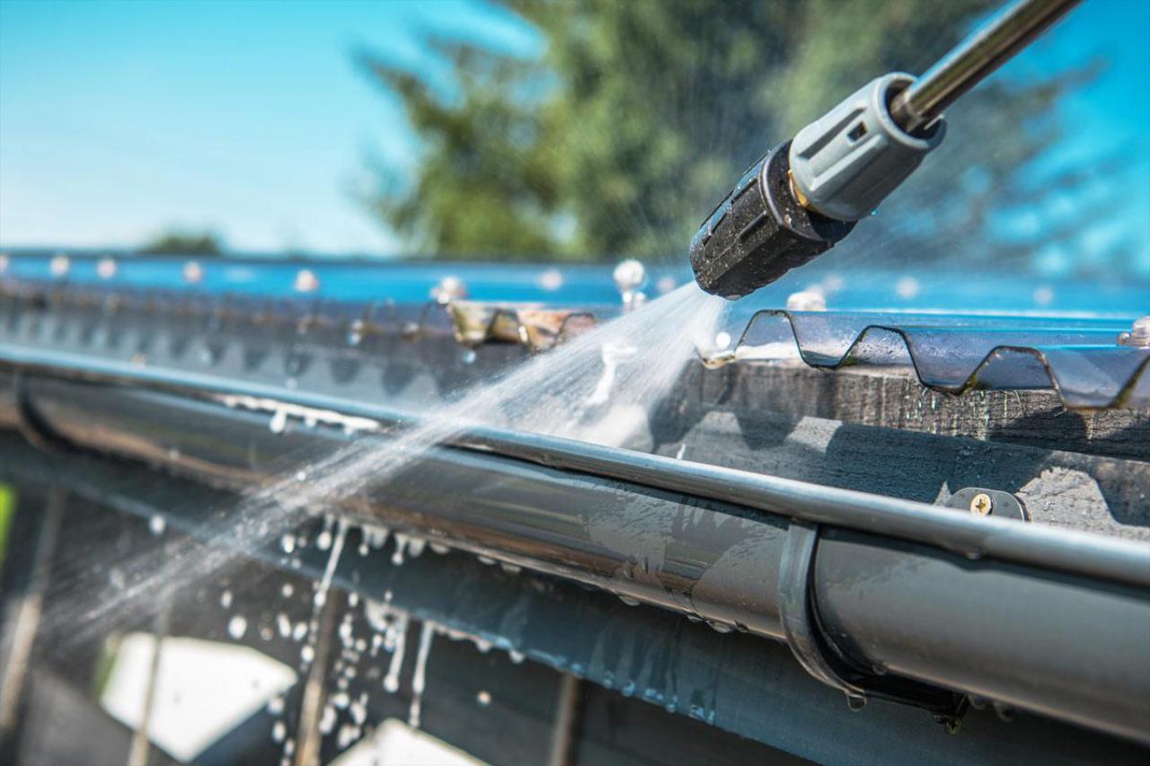 Gutter Cleaning &amp; Repair