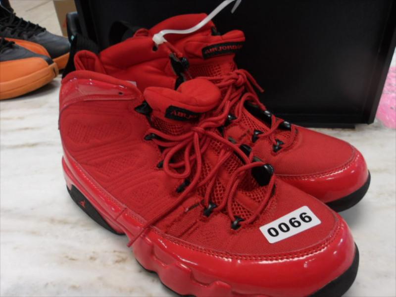 66 - Air Jordan sz 10
