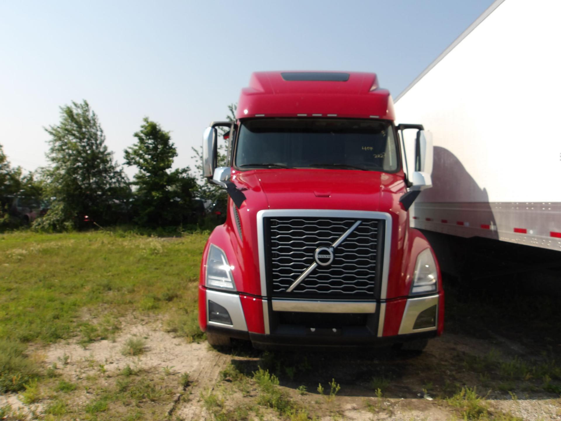D51 - 2022 Volvo VNL
