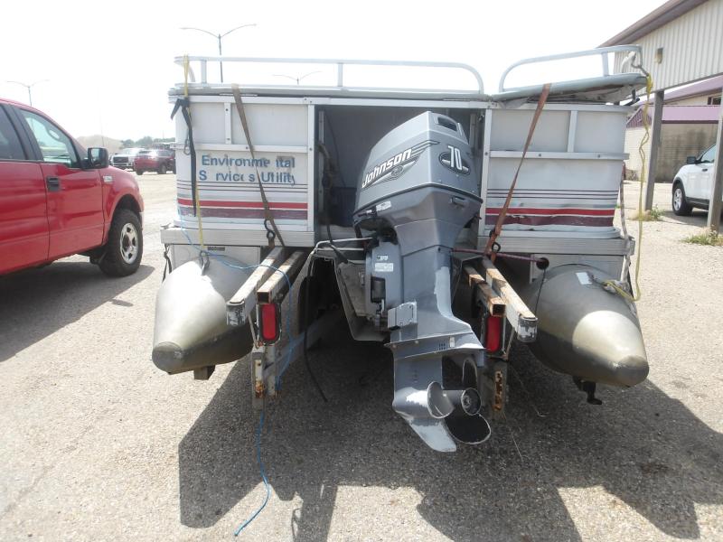 D75 - 1992 Riviera Cruiser Pontoon Boat / 1999 Hoosier Boat Trailer