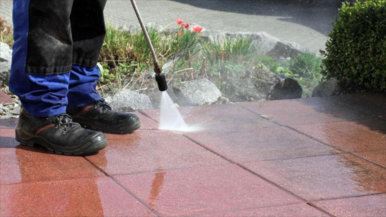 Commercial Pressure Washing