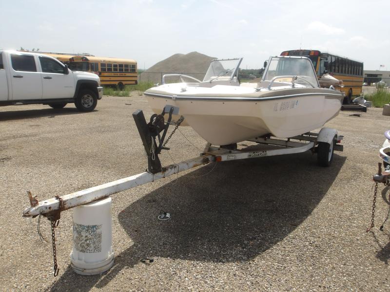T4 - 1964 Glastron Boat 1983 Clarion Trailer