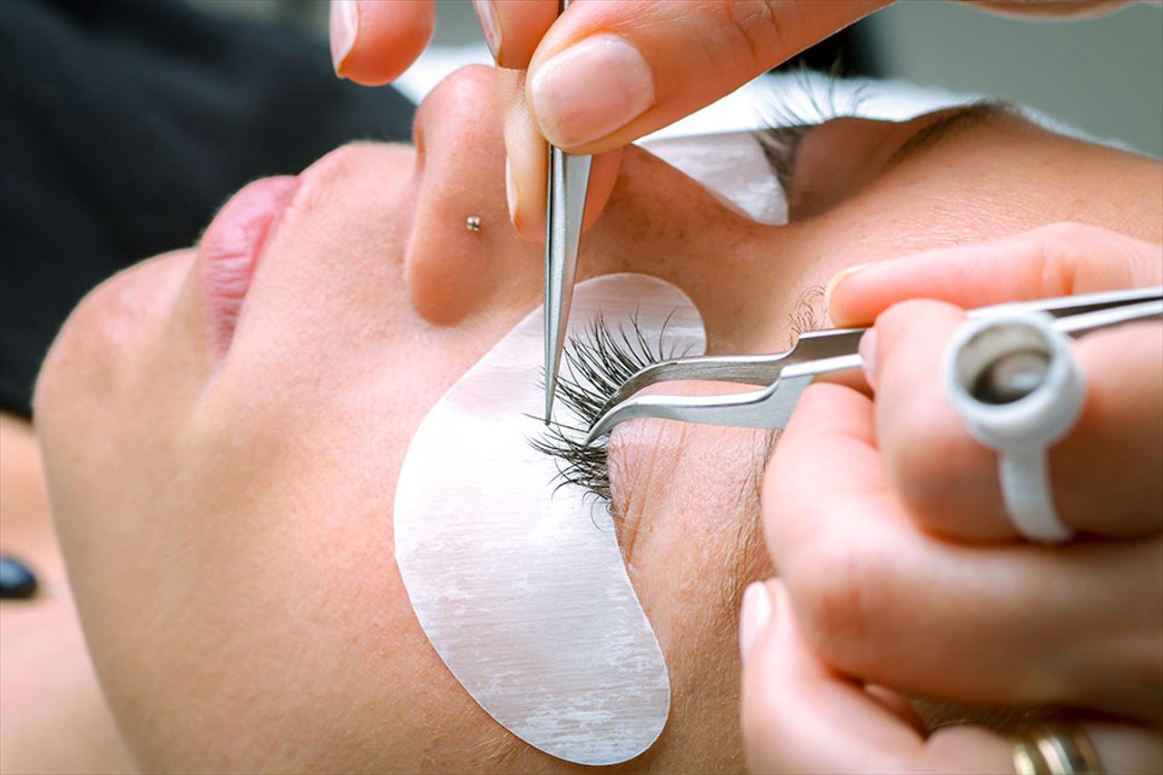 What Are Lash Extensions?