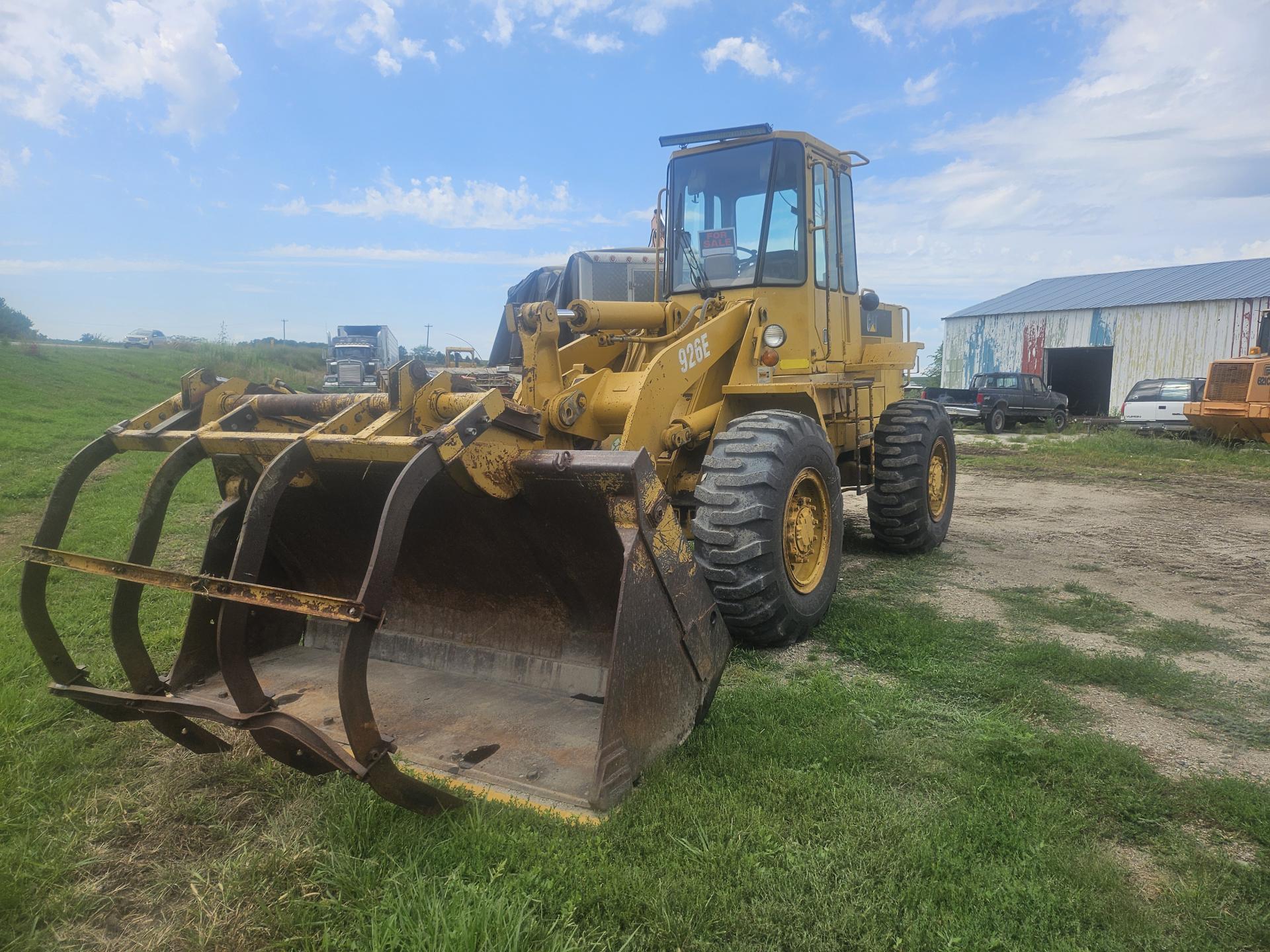 Caterpillar Front Loader