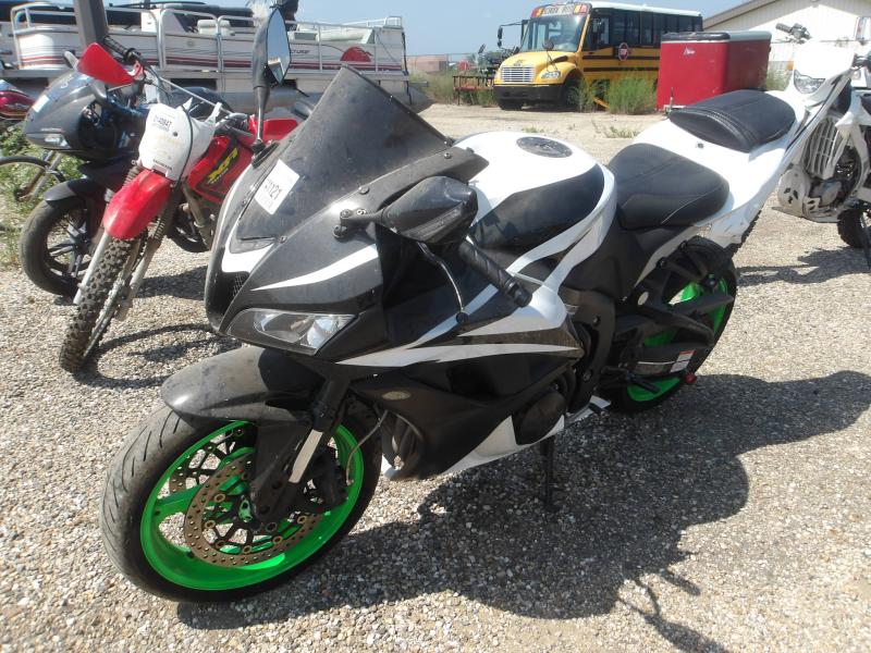 D80 - 2008 Honda CBR 600RR