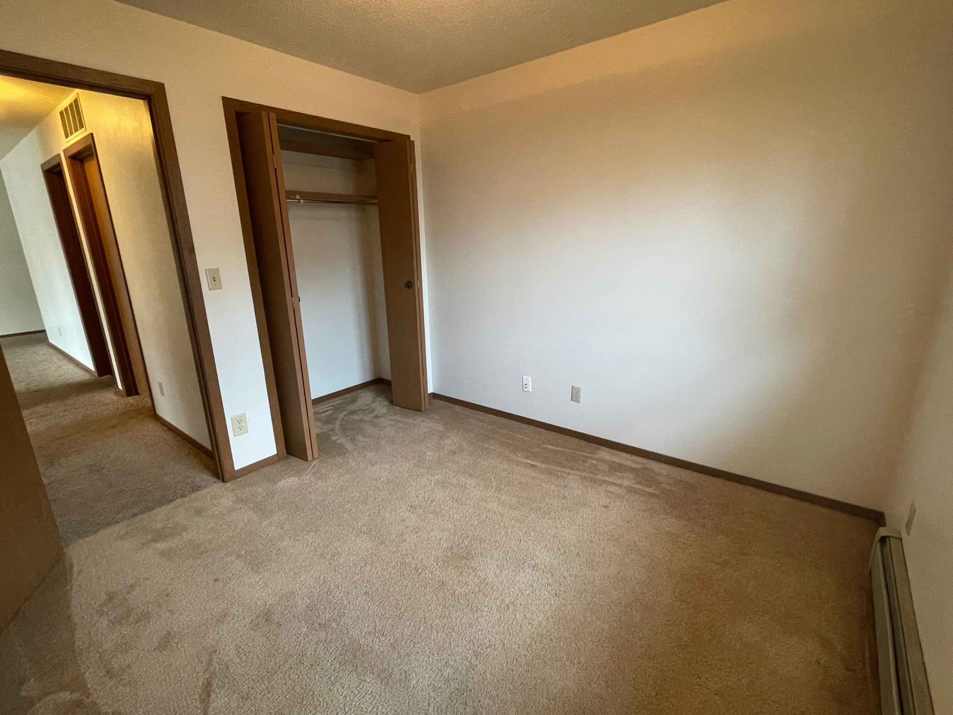 718 W 12th Street