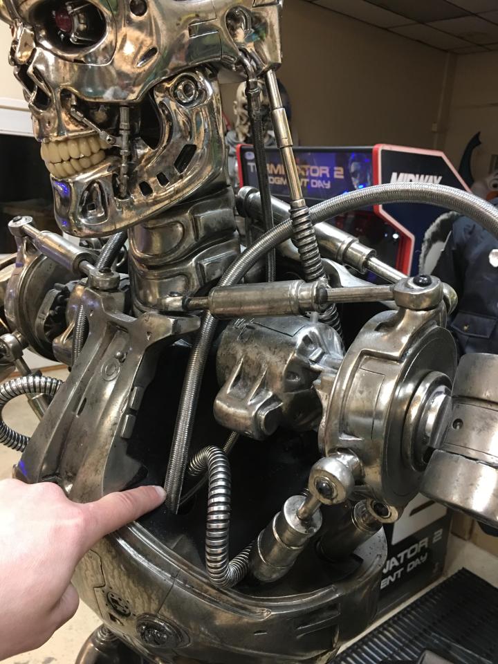 Sideshow Terminator T-800 Second Version Endoskeleton