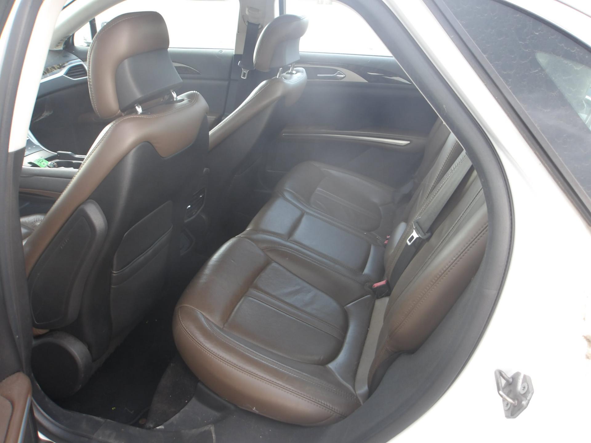 D32 - 2013 Lincoln MKZ