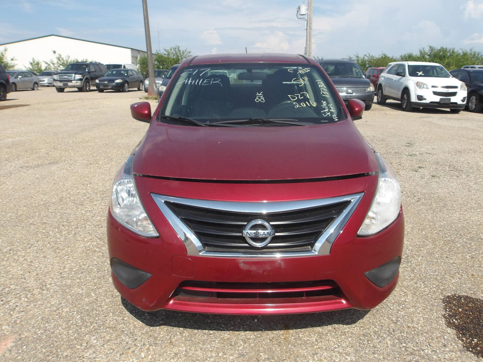 D27 - 2016 Nissan Versa SV