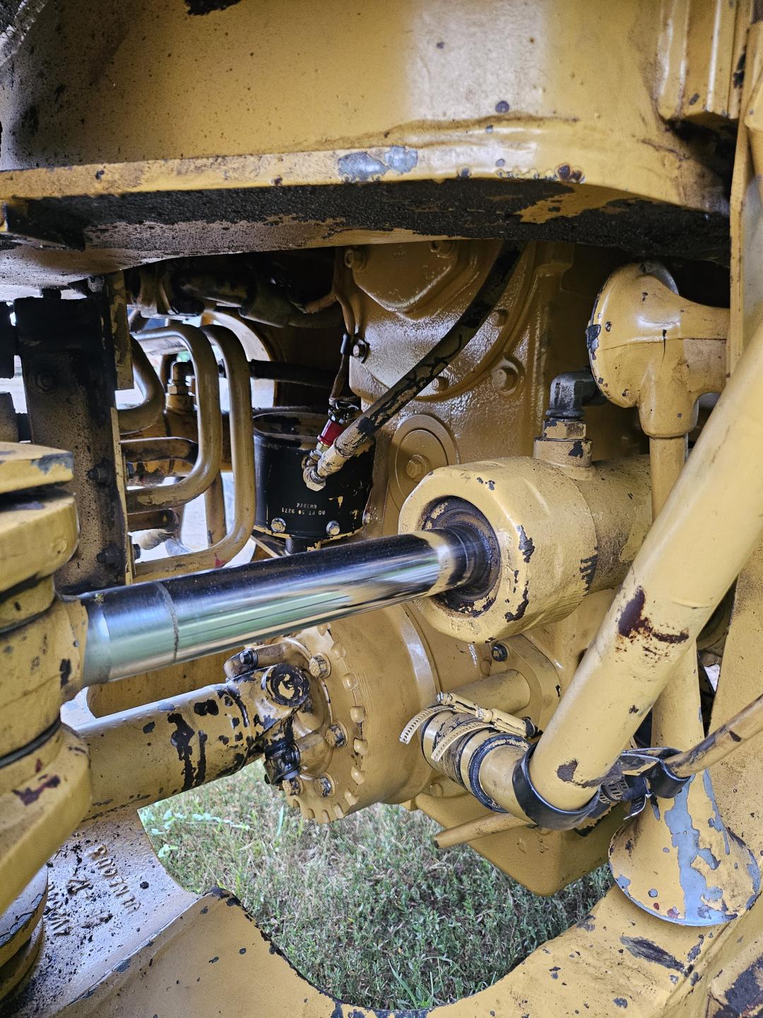 Caterpillar Front Loader