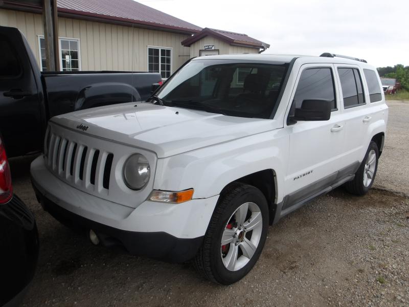 A24 - 2011 Jeep Patriot Latitude X