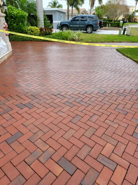 Paver Cleaning &amp; Sealing: A Complete Transformation