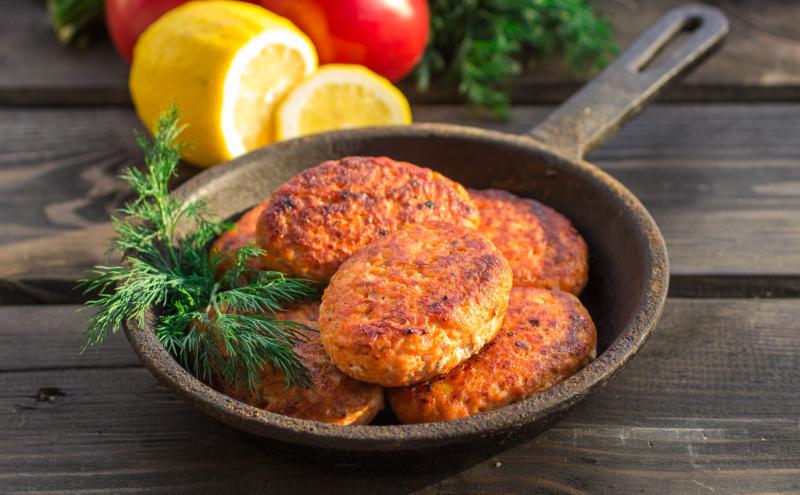 Salmon Cakes