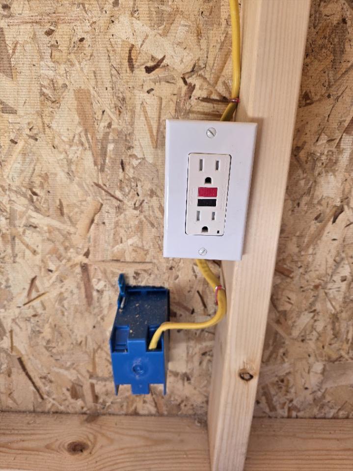 8x10 SHED W/ELECTRICAL. - $3,272 OR $129/MO - NO CREDIT CHECK - EVERYONE APPROVED - FREE DELIVERY (50-MILES)