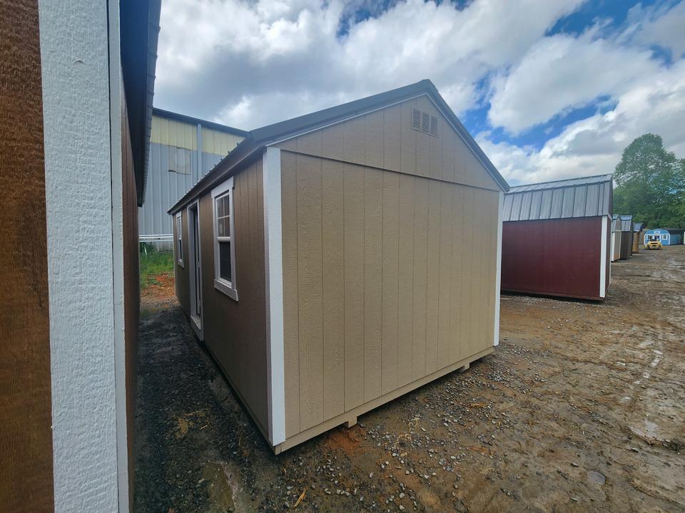 10x20 Utility